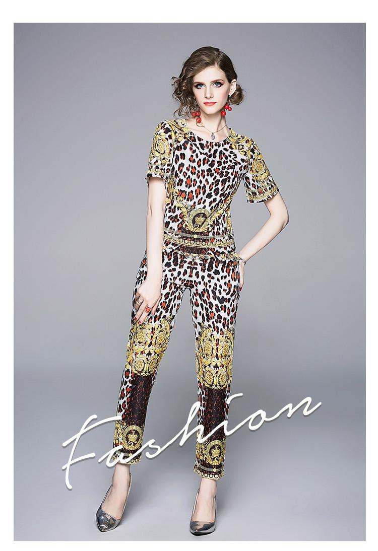 Summer Casual Suit Leopard Vintage Print Round Neck Short Sleeve Tops Nine Pants Fashion Elegant 2 Piece Set Women Summer Casual Suit Leopard Vintage Print Round Neck Short Sleeve Tops Nine Pants Fashion Elegant 2 Piece Set Women