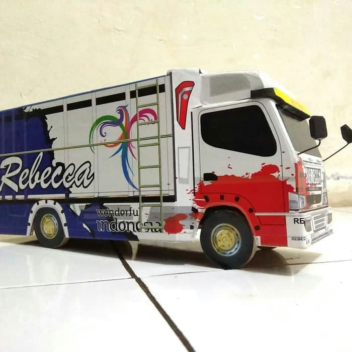  Miniatur  Truk  Livery Tawakal 3