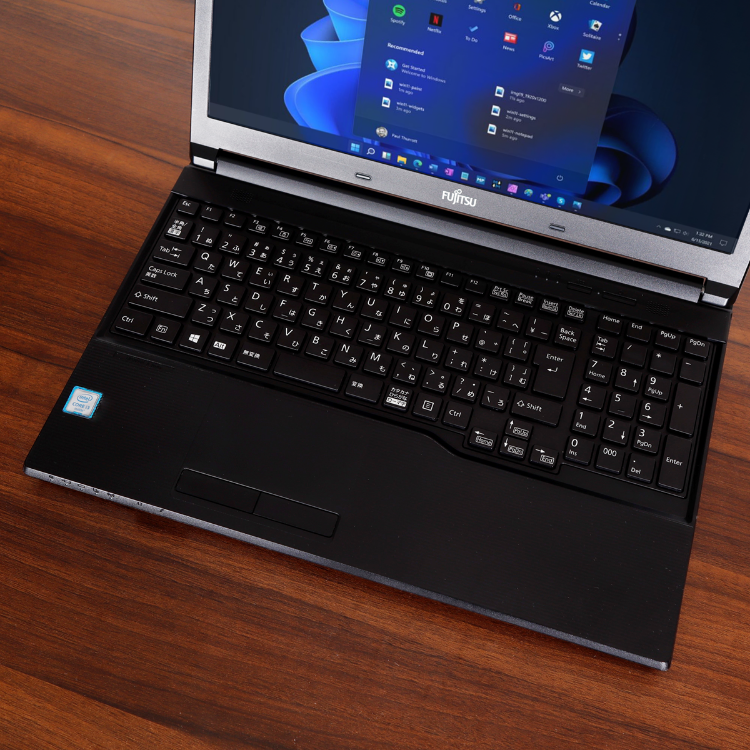 Fujitsu Lifebook A576/N | Intel Core i3 6th Generation | 4GB